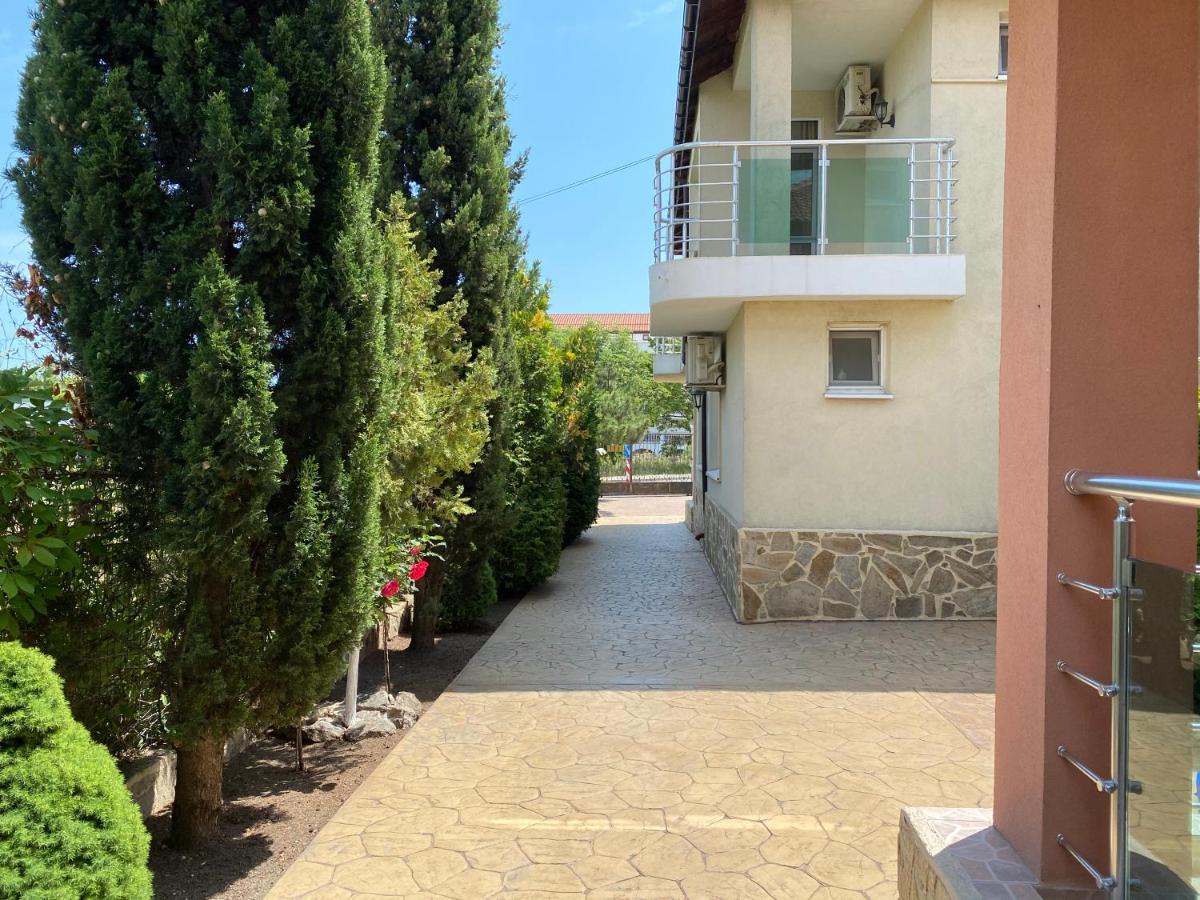 Sunny Guest House Ravda Dış mekan fotoğraf