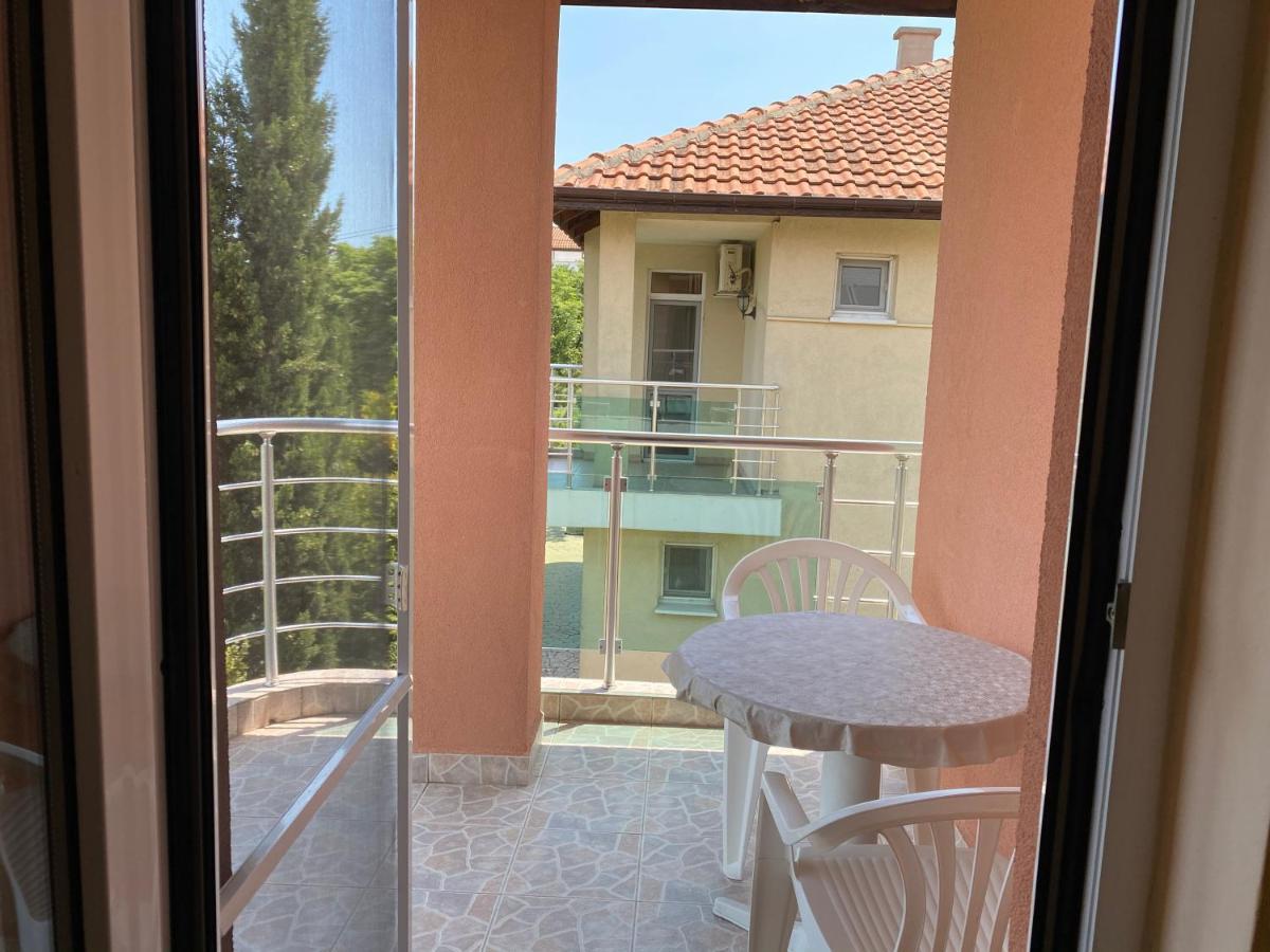 Sunny Guest House Ravda Dış mekan fotoğraf