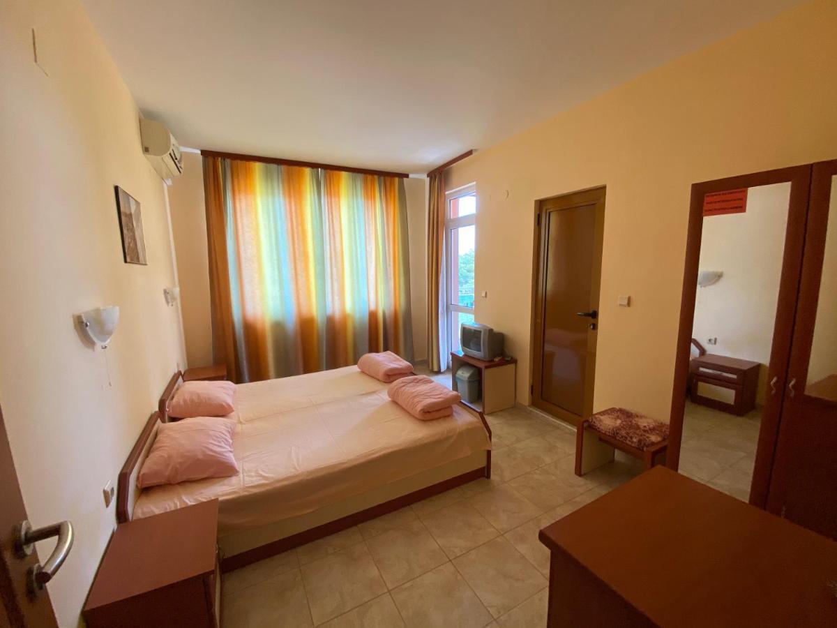 Sunny Guest House Ravda Dış mekan fotoğraf